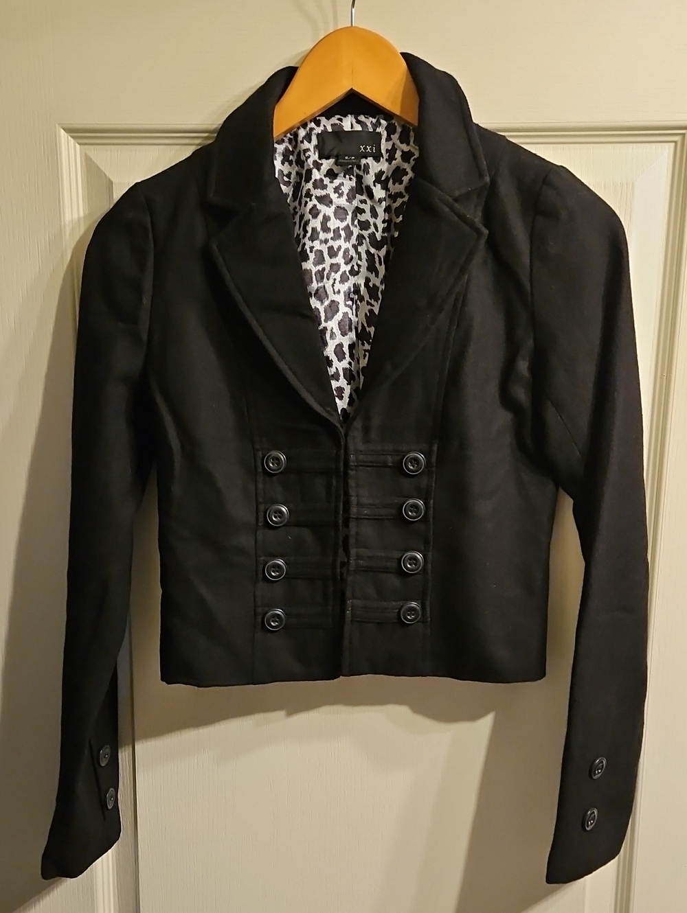 Vintage Forever 21 Black Military-Style Cropped Fitted Blazer Leopard Lining